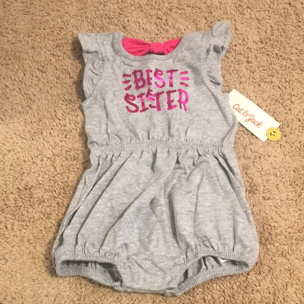 NWT 18month “Best sister” romper
